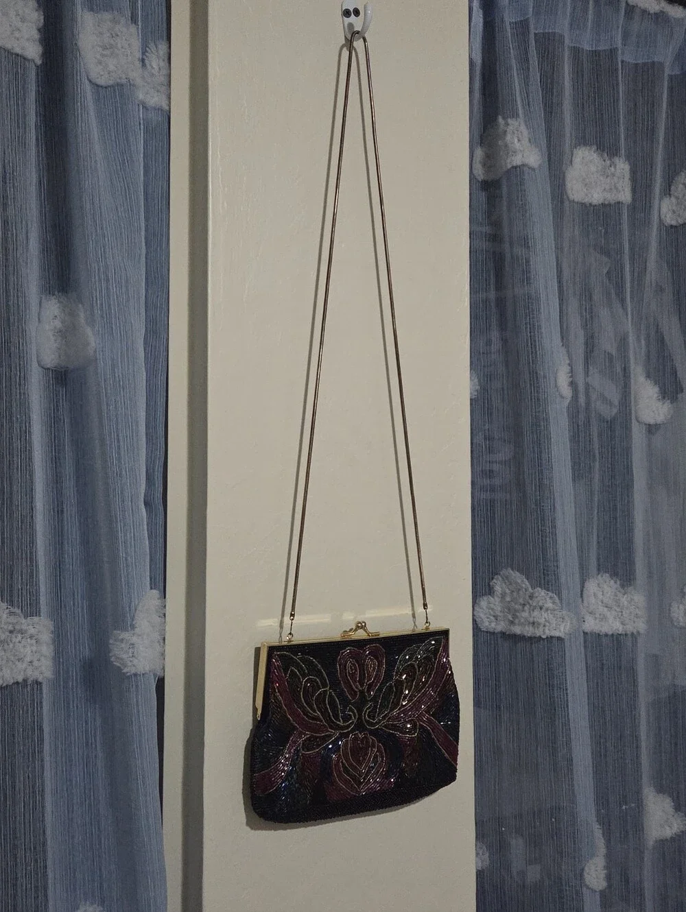 Elegant Beaded Clutch Bag on Chain